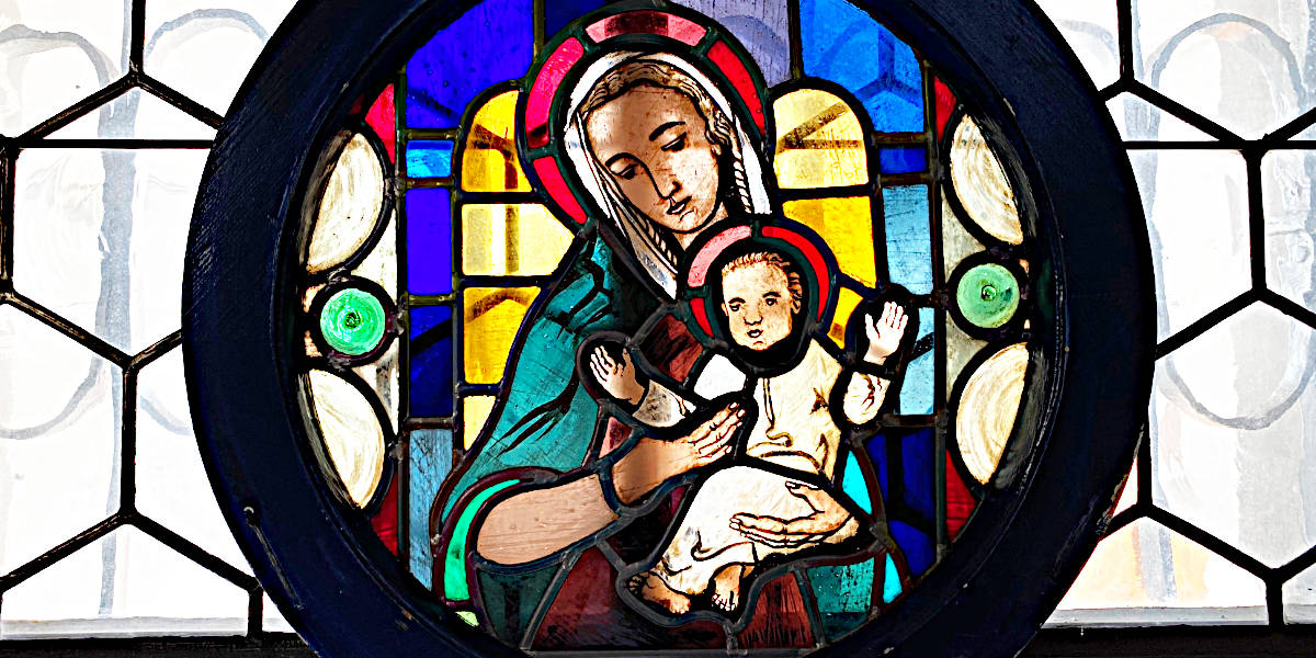 Ausschnitt aus dem Kirchenfenster in Vitznau